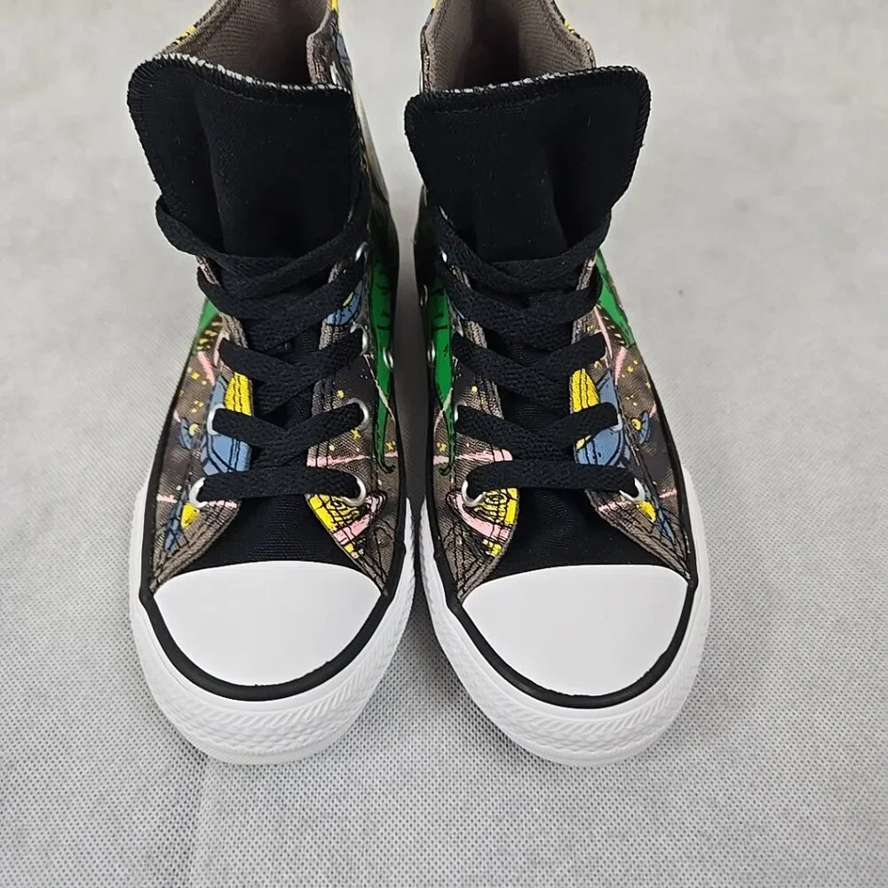 CONVERSE ALL STAR CHUCK TAYLOR Size 1 Dinoverse  Green Camo Dinosaur Print‎